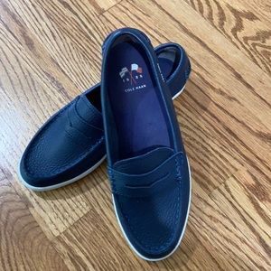 Cole Haan like new! Awesome loafer in navy. Super comfy and ready for fall.